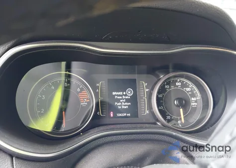 2019 Jeep Cherokee Altitude Fwd z USA, uszkodzony, nr VIN 1C4PJLLB4KD443676